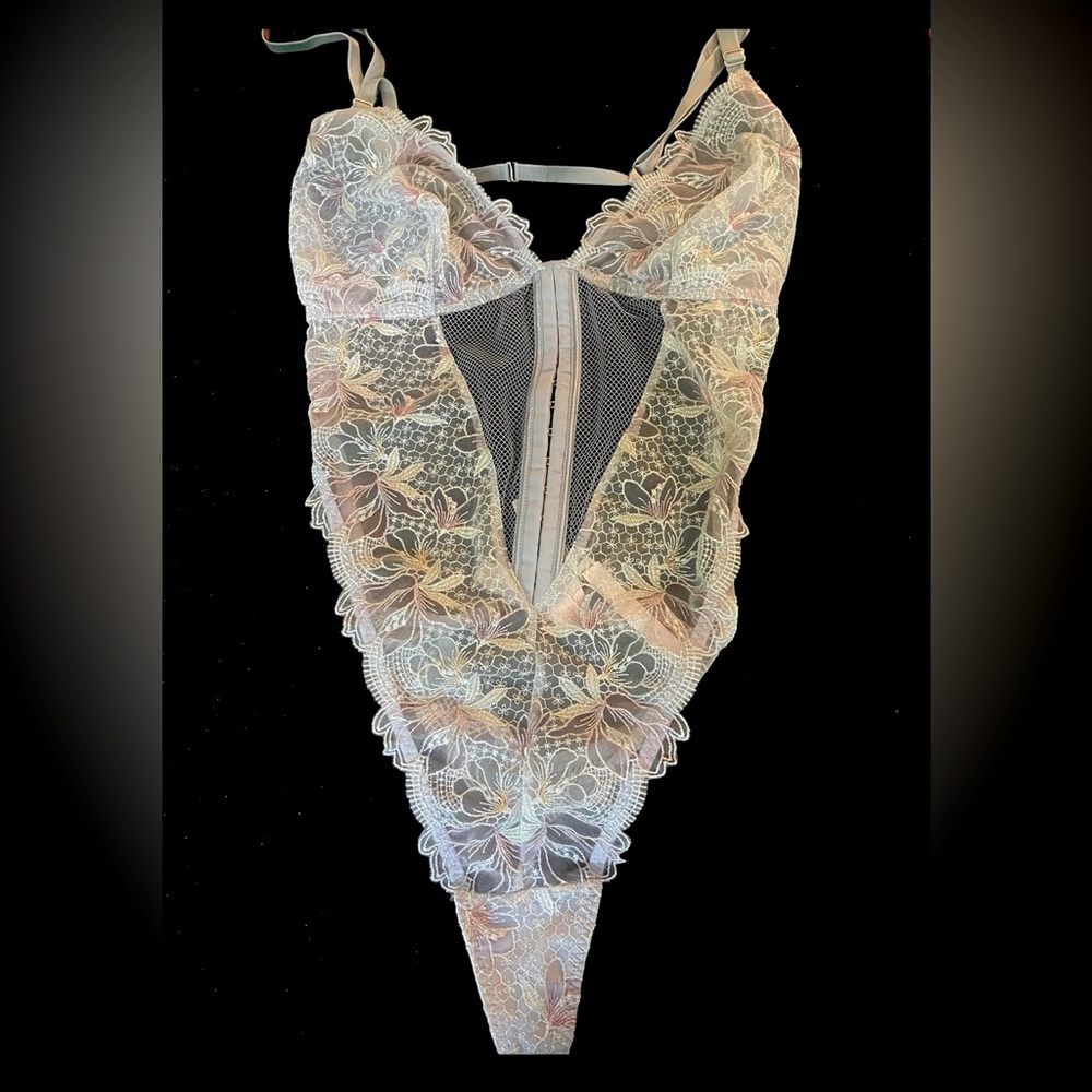 Lingerie victoria secret  X Large